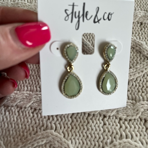 Style & Co Light Green Pierced Dangle Drop Earrings - Picture 5 of 8